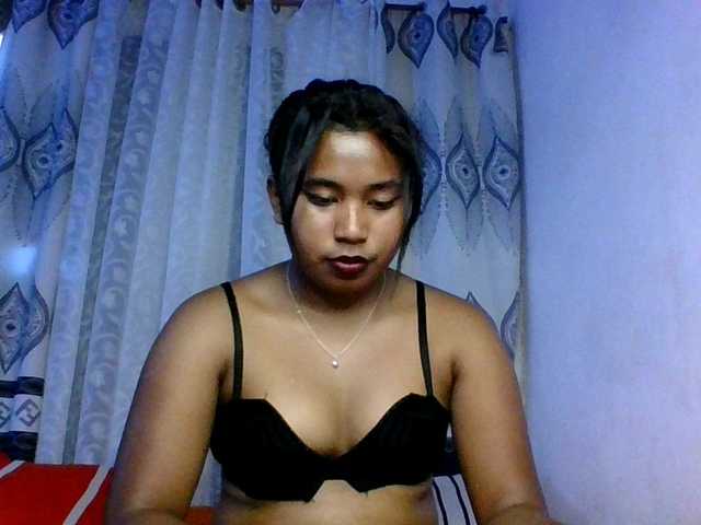 Pauliemarie's BongaCams show and profile