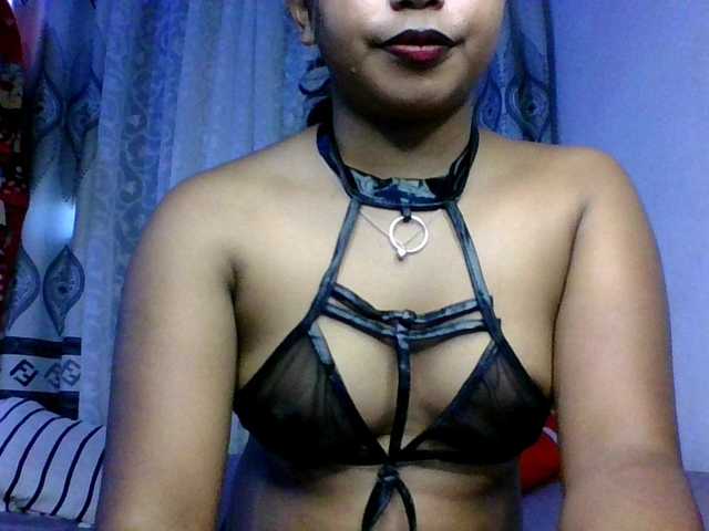 Pauliemarie's BongaCams show and profile