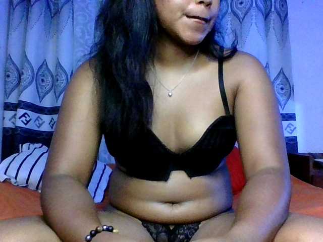 Pauliemarie's BongaCams show and profile