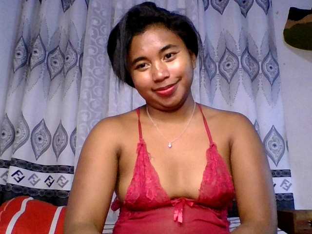 Pauliemarie's BongaCams show and profile