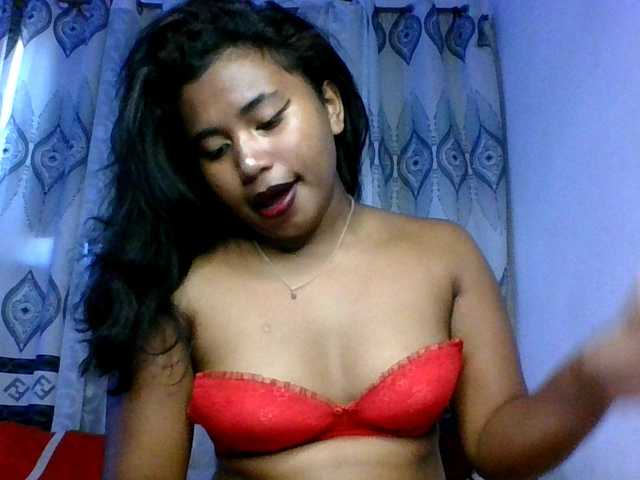 Pauliemarie's BongaCams show and profile