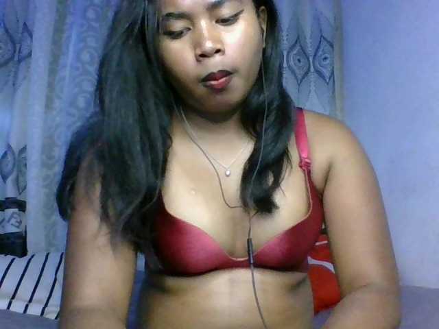 Pauliemarie's BongaCams show and profile