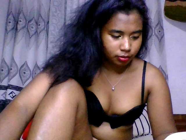 Pauliemarie's BongaCams show and profile