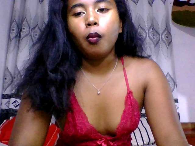 Pauliemarie's BongaCams show and profile