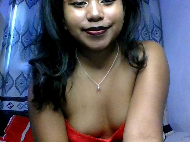 Pauliemarie's BongaCams show and profile