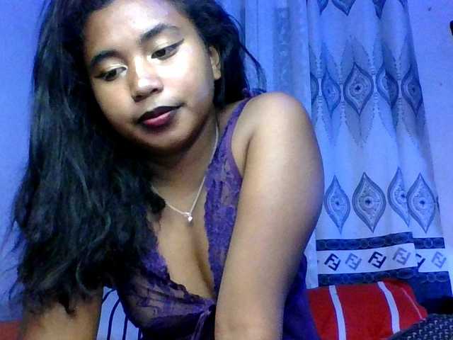 Pauliemarie's BongaCams show and profile