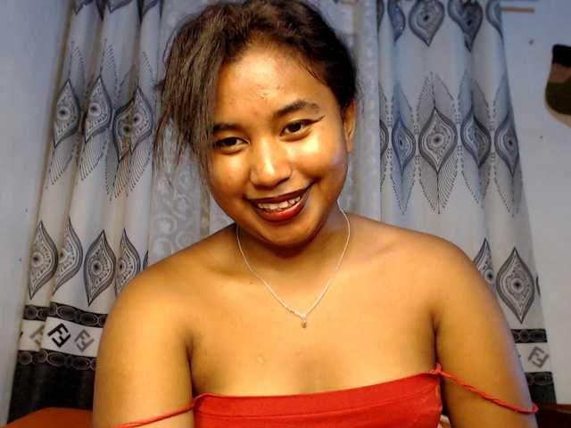 Pauliemarie's BongaCams show and profile