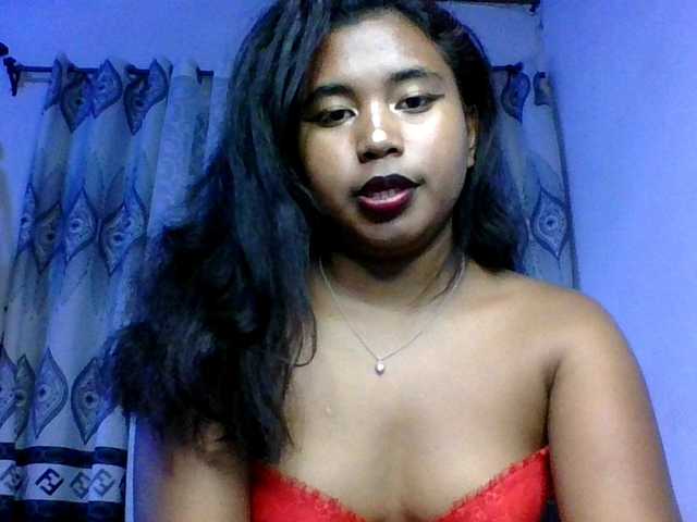 Pauliemarie's BongaCams show and profile