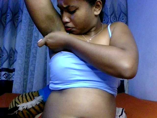 Pauliemarie's BongaCams show and profile