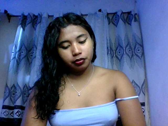 Pauliemarie's BongaCams show and profile