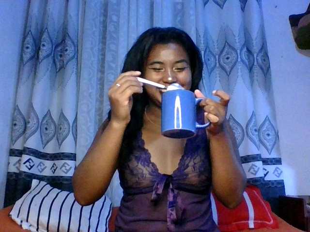 Pauliemarie's BongaCams show and profile