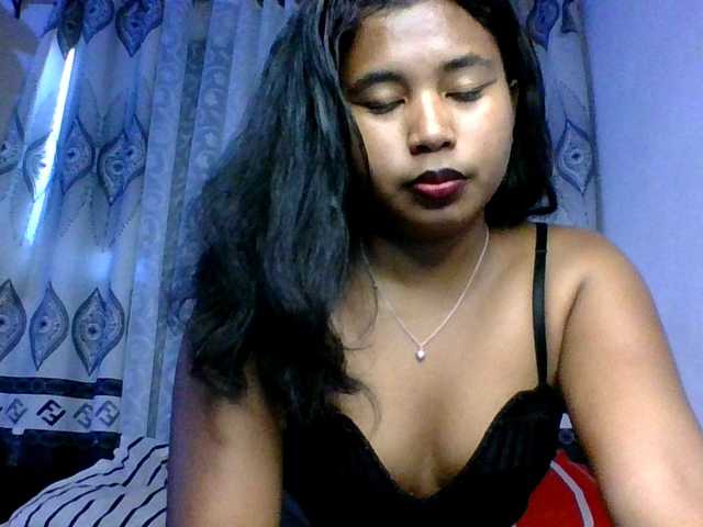 Pauliemarie's BongaCams show and profile