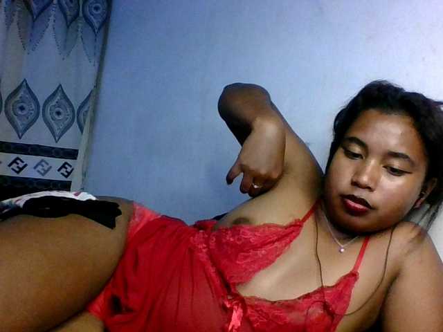 Pauliemarie's BongaCams show and profile