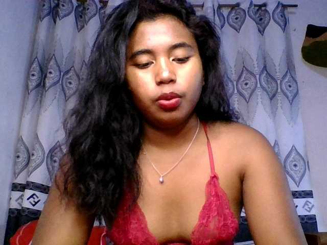 Pauliemarie's BongaCams show and profile