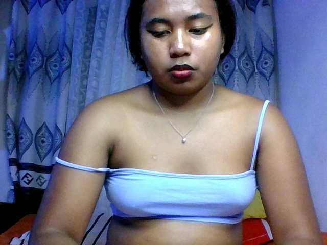 Pauliemarie's BongaCams show and profile