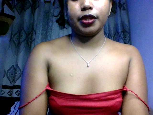 Pauliemarie's BongaCams show and profile