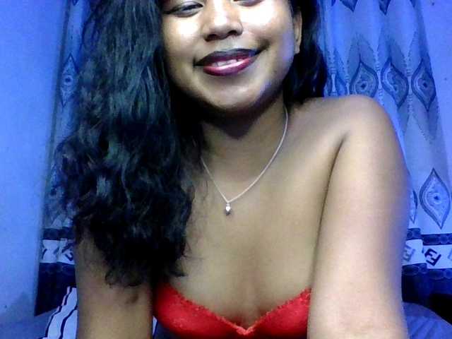 Pauliemarie's BongaCams show and profile