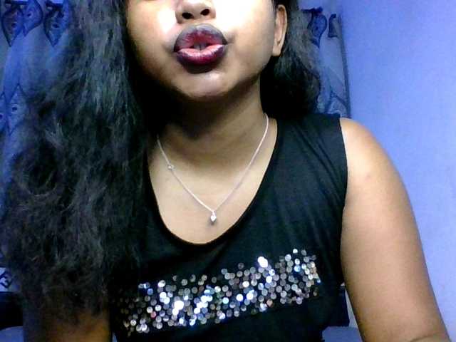 Pauliemarie's BongaCams show and profile