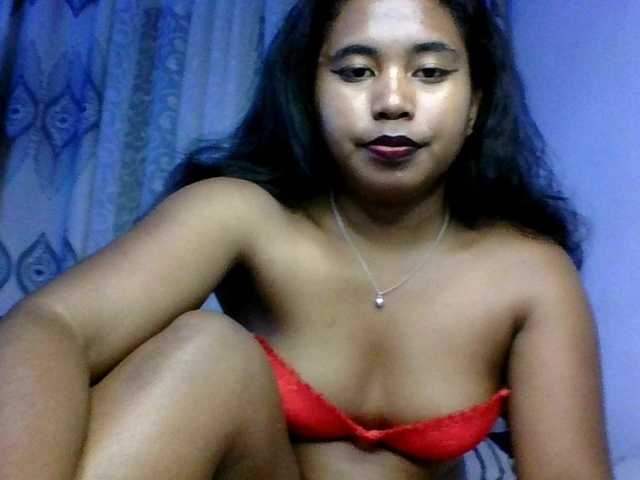 Pauliemarie's BongaCams show and profile