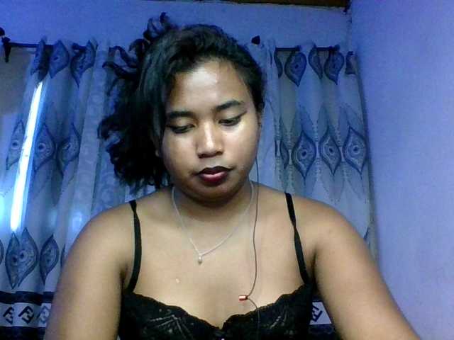 Pauliemarie's BongaCams show and profile