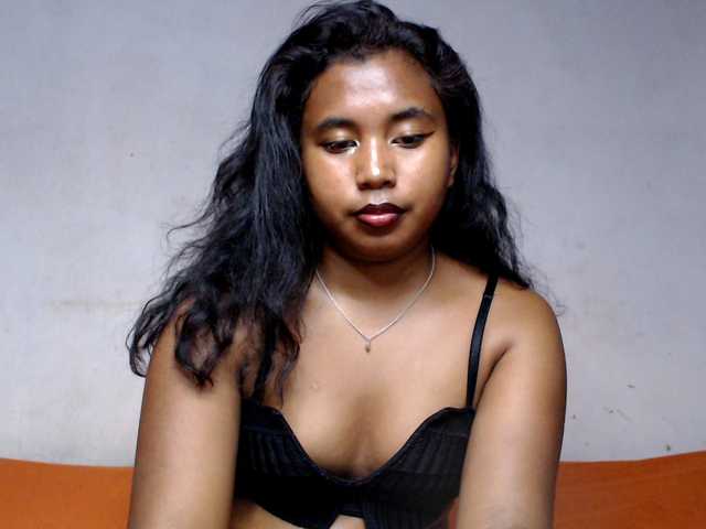 Pauliemarie's BongaCams show and profile