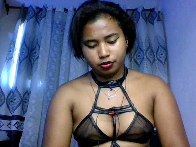 Pauliemarie's BongaCams show and profile