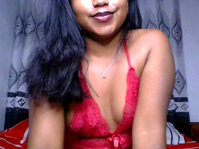 Pauliemarie's BongaCams show and profile