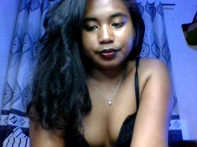 Pauliemarie's BongaCams show and profile