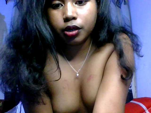 Pauliemarie's BongaCams show and profile