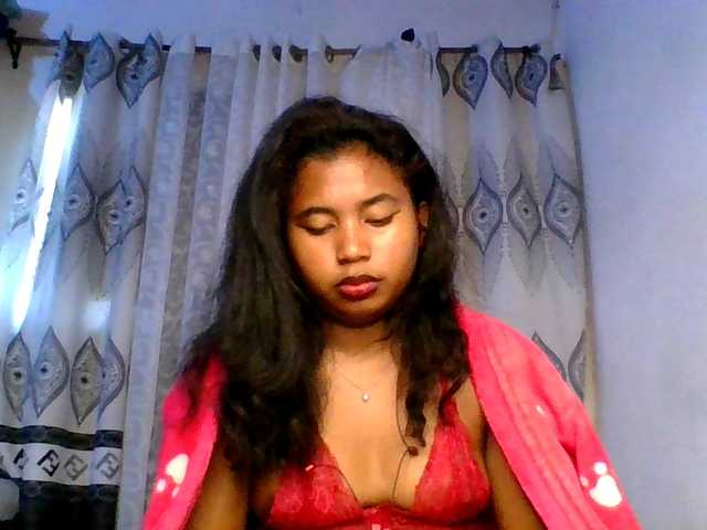 Pauliemarie's BongaCams show and profile