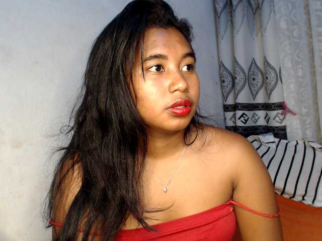 Pauliemarie's BongaCams show and profile