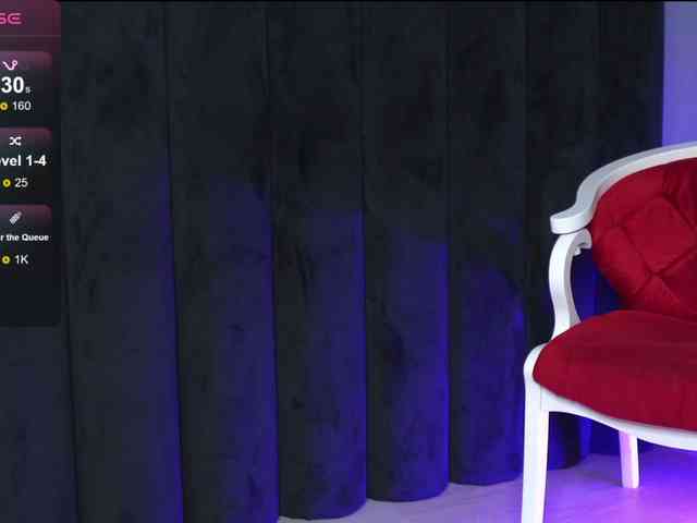 SarahMystique webcam