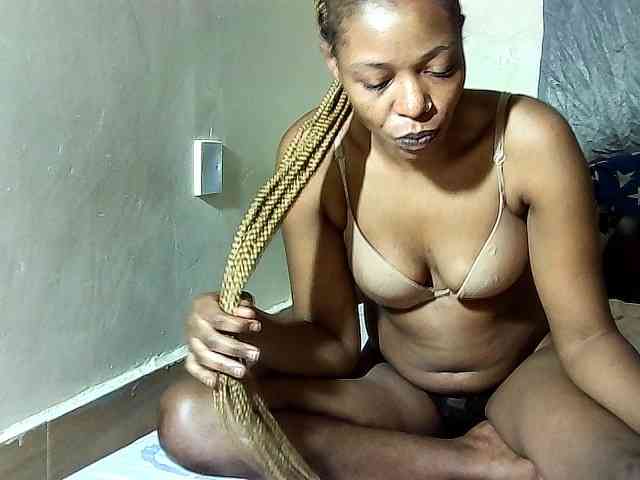 NaughtNightnurse webcam