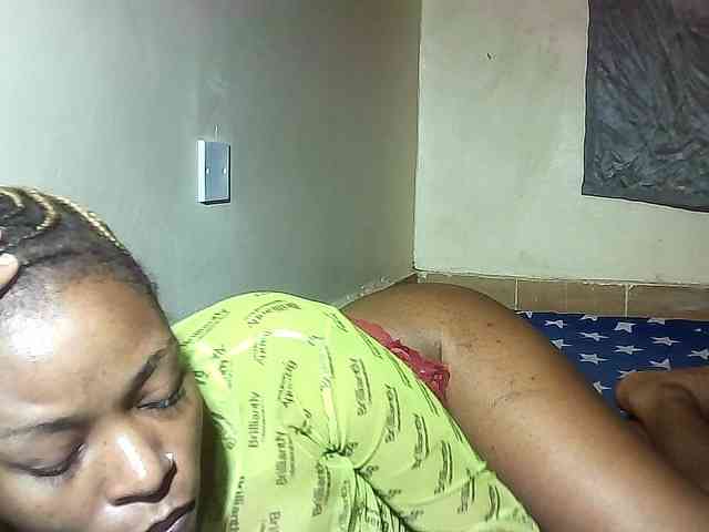NaughtNightnurse webcam