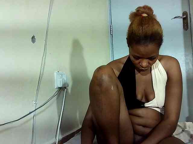 NaughtNightnurse webcam