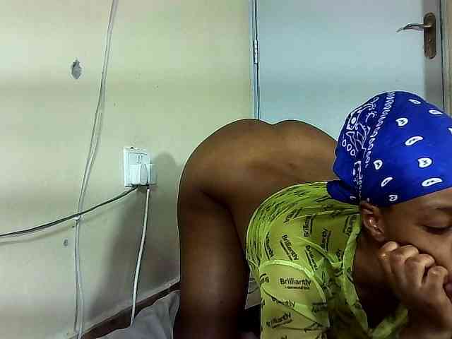 NaughtNightnurse webcam