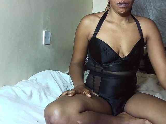 NaughtNightnurse webcam