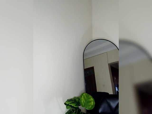 aurakeza's BongaCams show and profile