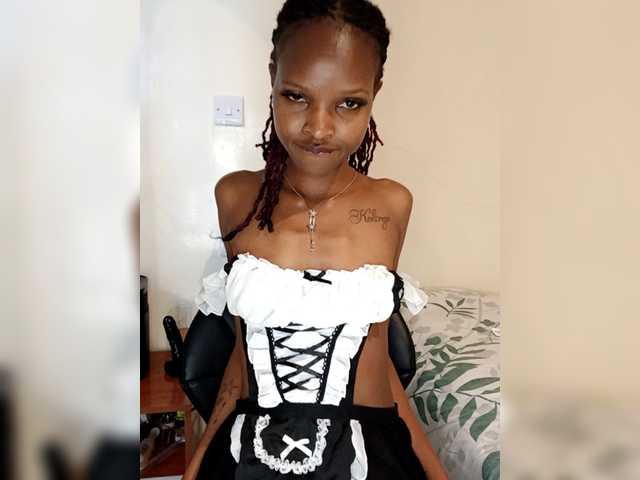 aurakeza's BongaCams show and profile