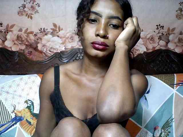 Annicka25 webcam