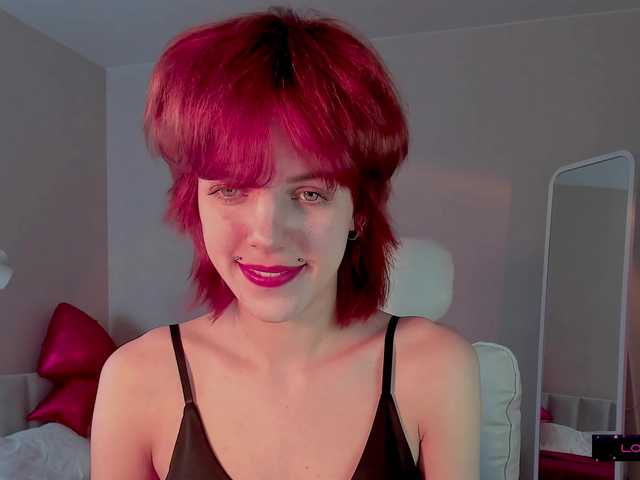 ReneYolker's BongaCams show and profile