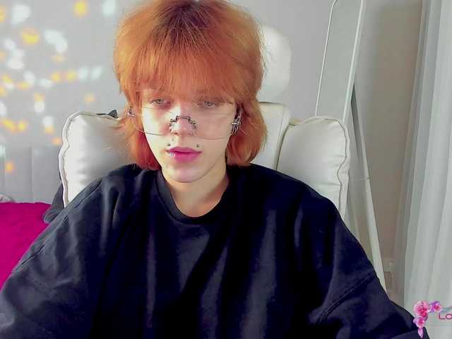 ReneYolker's BongaCams show and profile