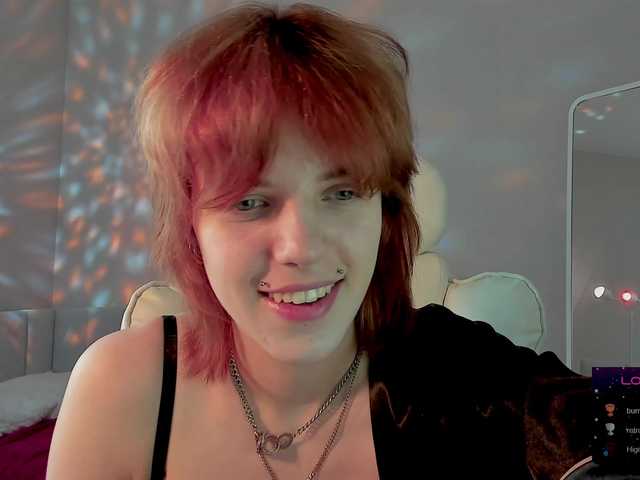 ReneYolker's BongaCams show and profile