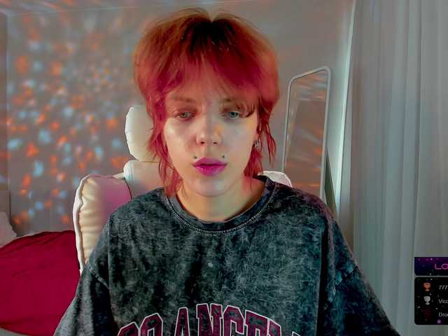 ReneYolker's BongaCams show and profile