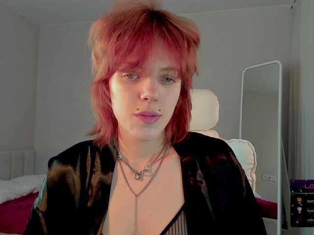 ReneYolker's BongaCams show and profile