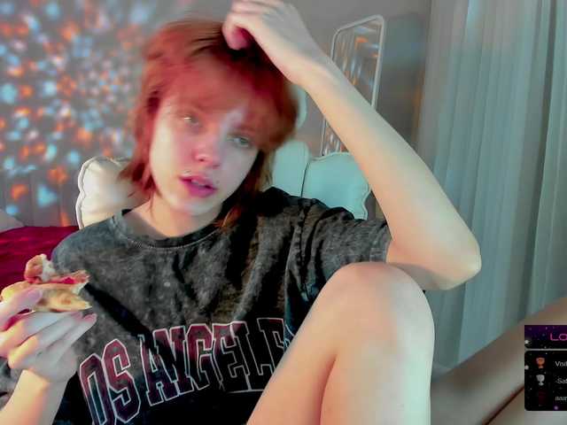 ReneYolker's BongaCams show and profile