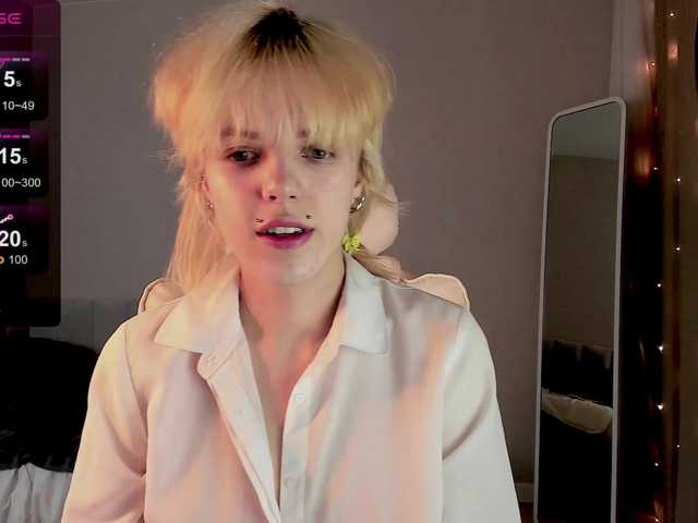 ReneYolker's BongaCams show and profile