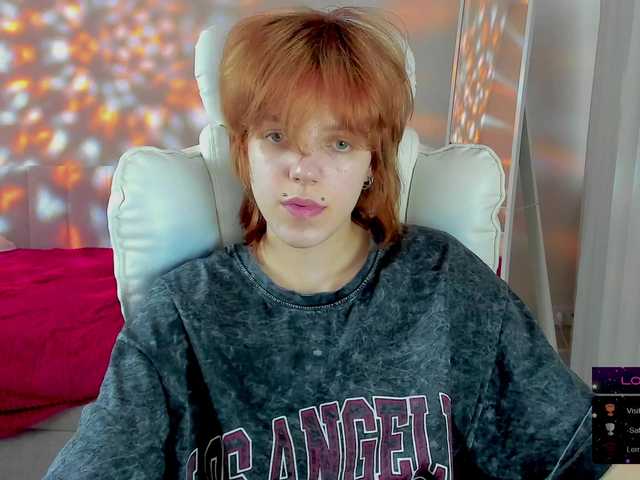 ReneYolker's BongaCams show and profile