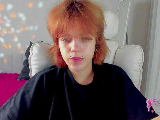 ReneYolker's BongaCams show and profile