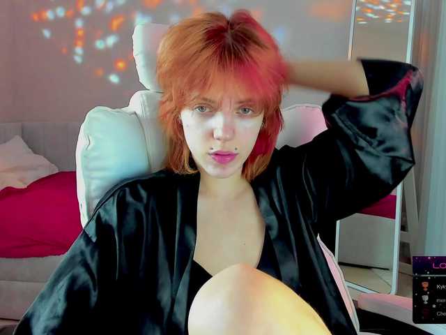 ReneYolker's BongaCams show and profile